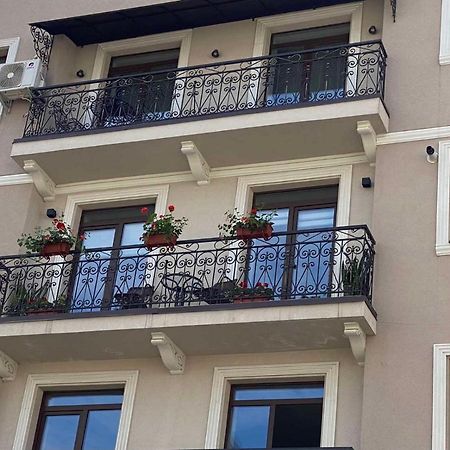 City Centre Apartment Kolomyja Exterior foto